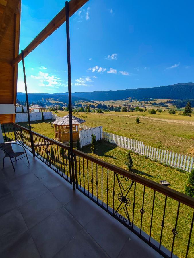 Oaza Mira & Resort-فندق ومنتجع واحة الهدوء Vikendica Vlasic